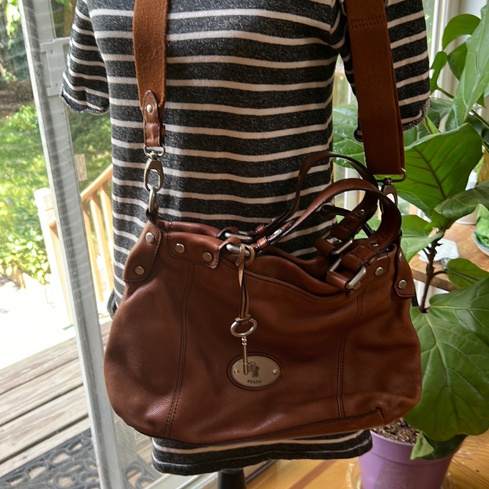 Fossil crossbody leather bag